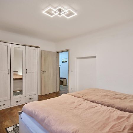 Gaeste- Und Ferienwohnung In Der Sportstadt Riesa Luaran gambar