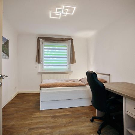 Gaeste- Und Ferienwohnung In Der Sportstadt Riesa Luaran gambar
