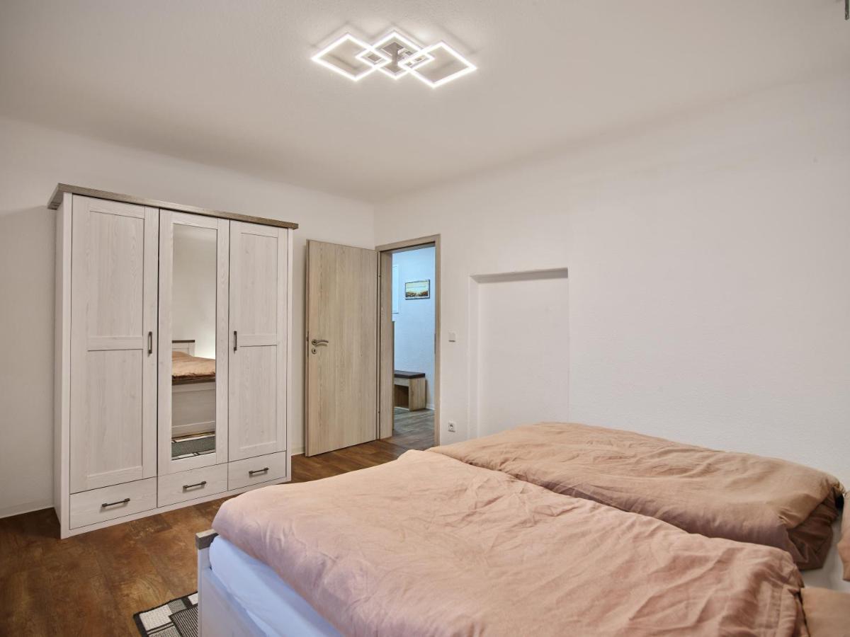 Gaeste- Und Ferienwohnung In Der Sportstadt Riesa Luaran gambar