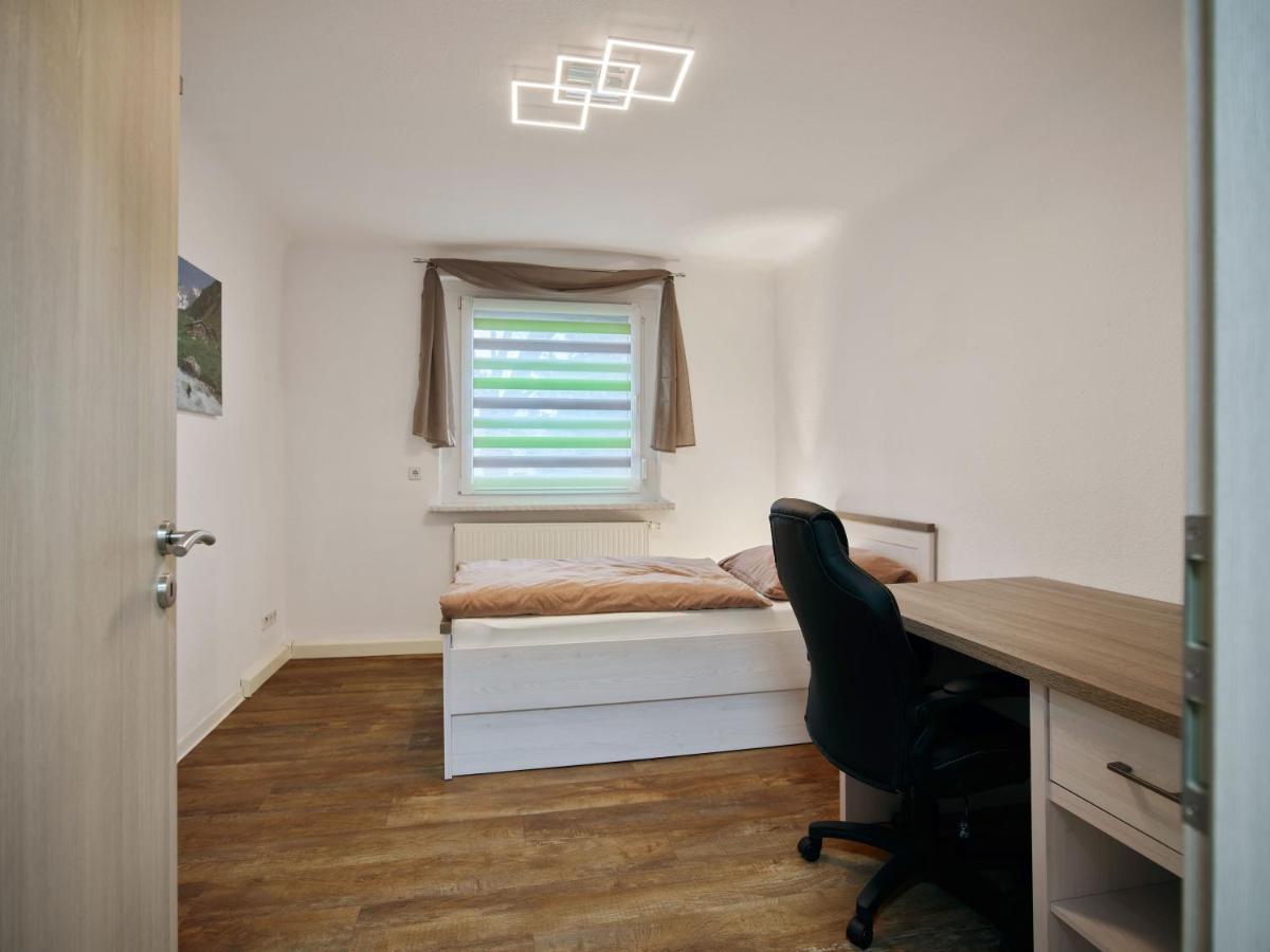 Gaeste- Und Ferienwohnung In Der Sportstadt Riesa Luaran gambar